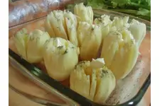 Fırında Dilimli Kaşarlı Patates Tarifi ve Malzemeleri