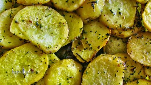 Fırında Baharatlı Patates Kızartması Tarifi ve Malzemeleri