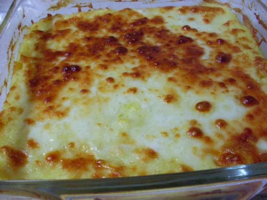 Fırında Kaşarlı Patates Püresi Tarifi ve Malzemeleri