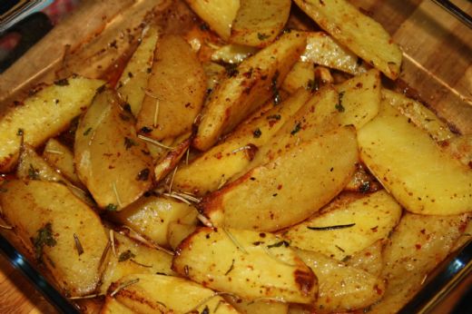 Fırında Kekikli Patates Tarifi ve Malzemeleri