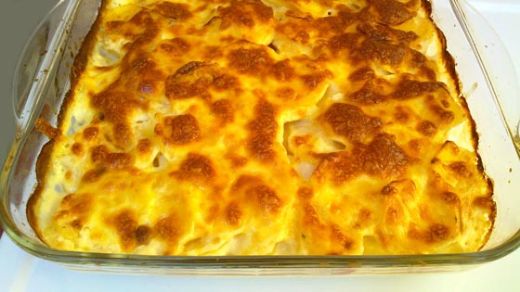 Fırında Sütlü Kaşarlı Patates Tarifi ve Malzemeleri